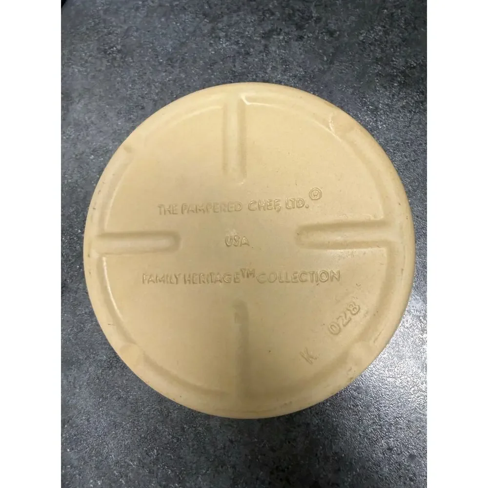 Pampered Chef Family Heritage Collection 8
